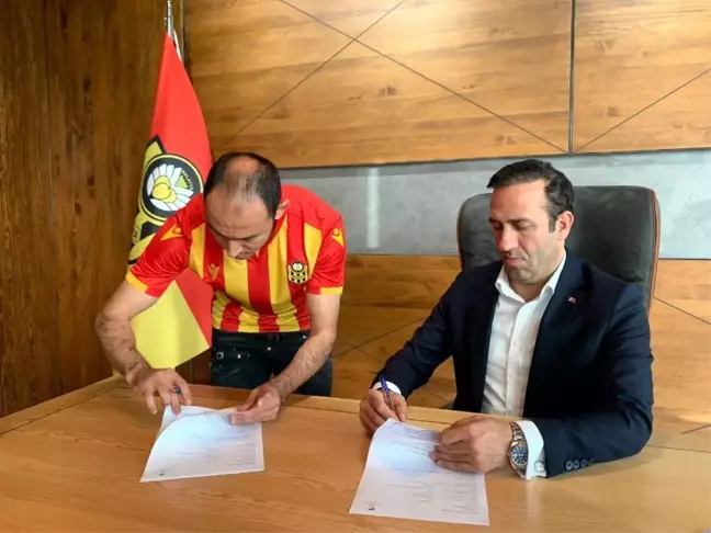 Yeni Malatyaspor Umut Bulut'u renklerine bağladı
