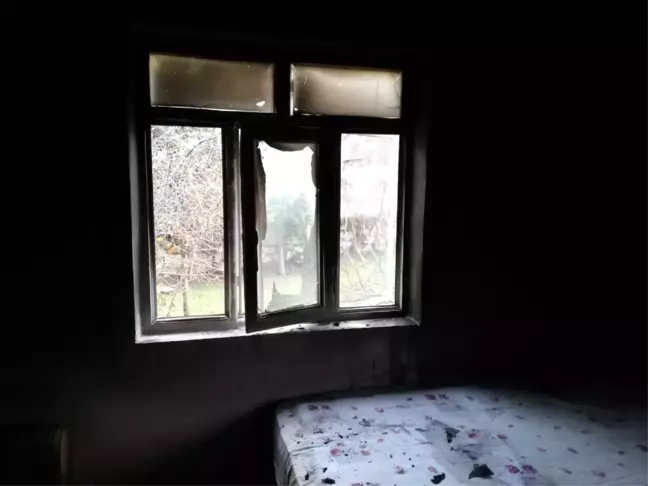 Dede yadigarı ev yandı, kundaklama şüphesi üzerinde duruluyor