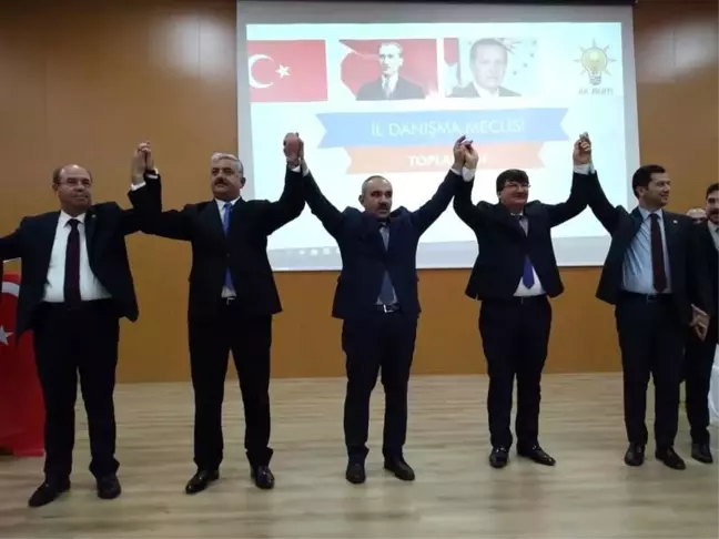 Osmaniye'de Saadet Partili ve CHP'li iki belediye başkanı AK Parti'ye geçti