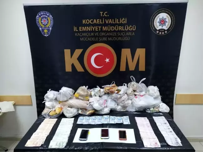 Kocaeli'de iş yerlerine sahte para vermeye çalışan 3 şüpheli tutuklandı