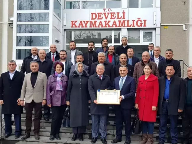 2020'nin İlk Kararında Kaymakam Duru'ya Fahri Hemşerilik Beratı Verildi