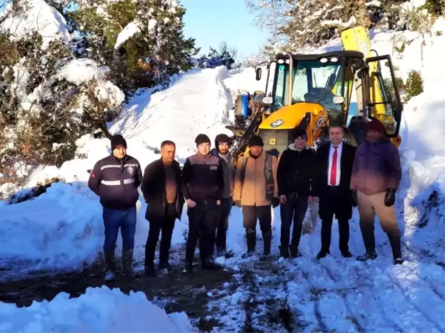 Manisa'da yaylada mahsur kalan 6 kişi kurtarıldı