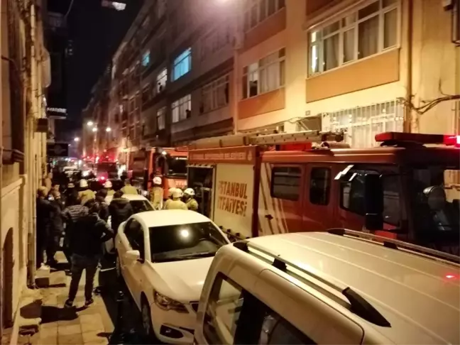 Yangın esnasında şüpheli ölüm polisi harekete geçirdi