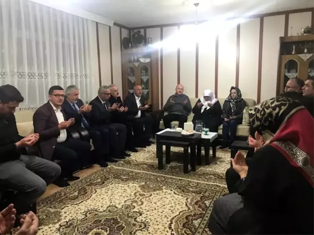 Bakan Soylu'dan gece yarısı taziye ziyareti
