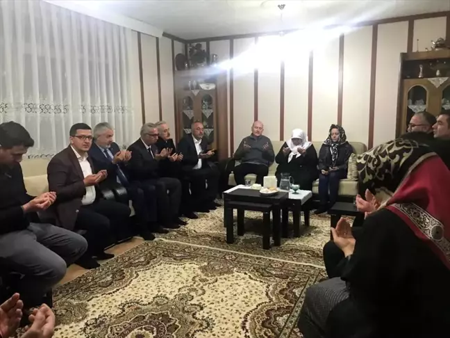 İçişleri Bakanı Süleyman Soylu Isparta'da taziye ziyareti yaptı