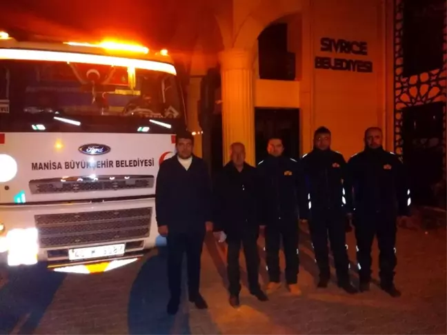 Manisa Büyükşehir Belediyesinin yardım tırı Sivrice'ye ulaştı