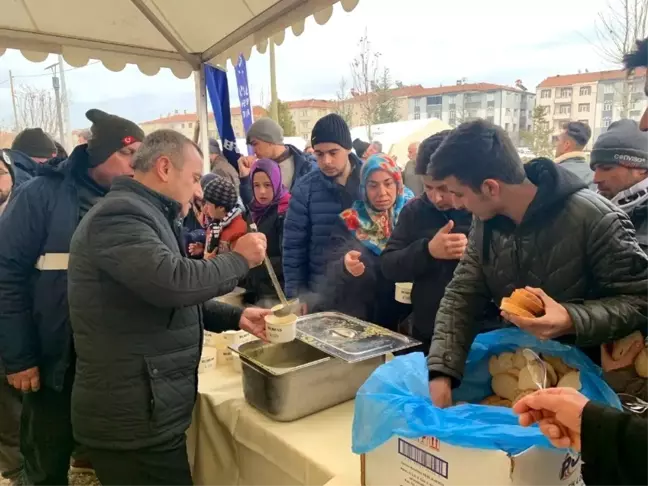 Vali Sonel'den Elazığ'da gönüllülük çalışmasına destek