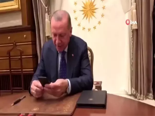 Cumhurbaşkanı Erdoğan enkaz altından kurtarılan Azize Çelik ile telefonda görüştü