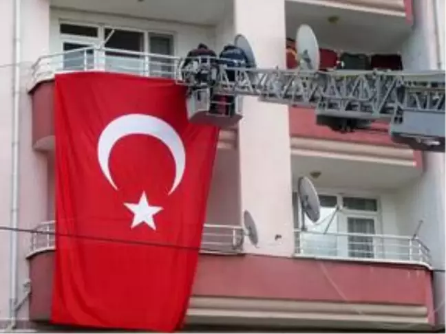 İdlib'de şehit olan Uzman Onbaşı Gökhan Orhan'ın ailesine acı haber ulaştı