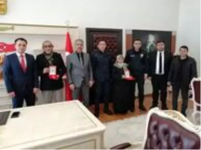 Kıbrıs gazilerine devlet övünç madalyası verildi
