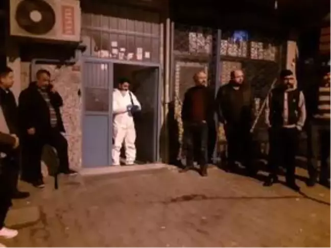 Başakşehir'de bir kişi evinde ölü bulundu