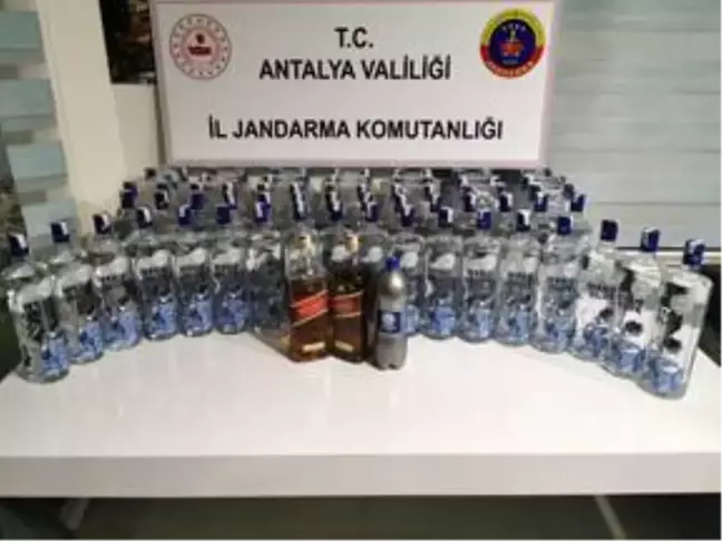 Antalya'da bardan içki çalan şüpheli tutuklandı