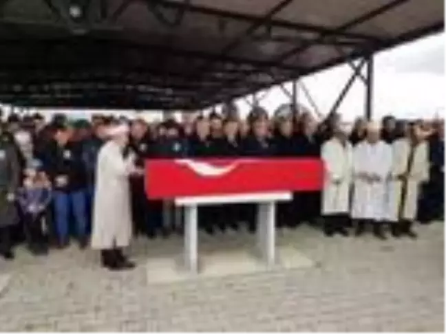 Tekirdağ 3 şehidini gözyaşlarıyla uğurladı (3)