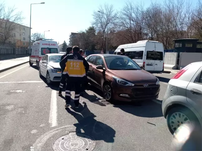 Diyarbakır'da zincirleme trafik kazası: 1 yaralı