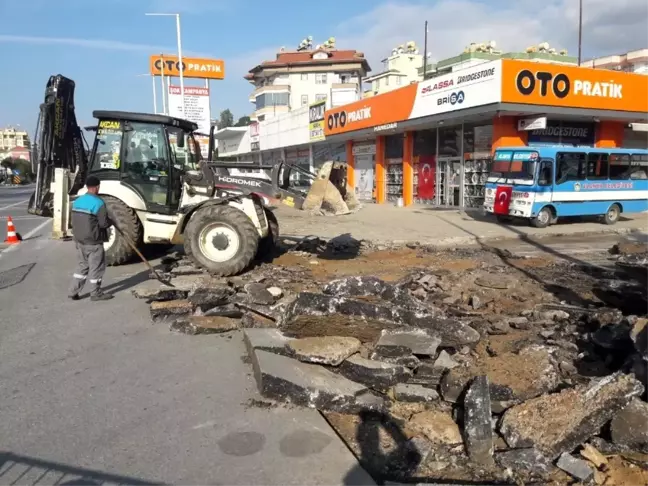 Alanya'dan mahallelerde eş zamanlı onarım çalışması