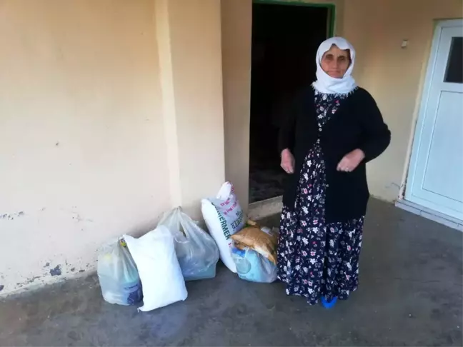 Bu beldede yaşlı ve hasta yakınlarının bakımını üstlenenlerin de ihtiyaçları karşılanıyor