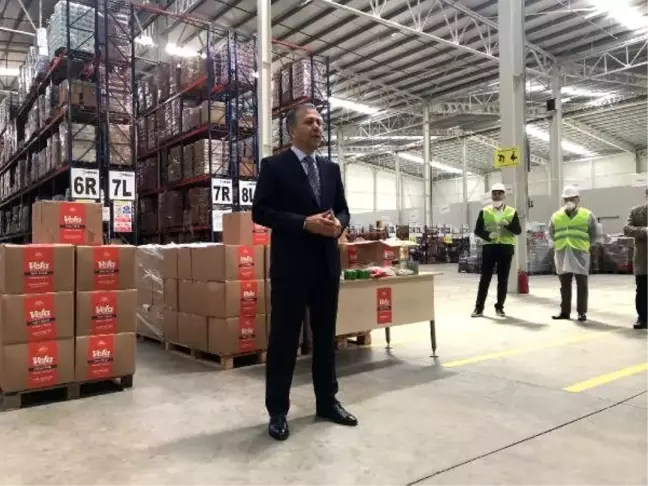 İstanbul'da gıda kolilerinin ilk bölümü ihtiyaç sahipleri için yola çıktı