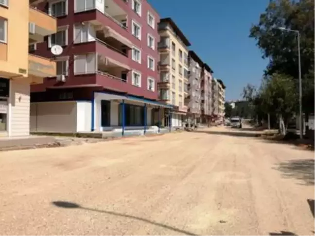 Büyükşehir yol çalışmalarını tüm hızıyla sürdürüyor