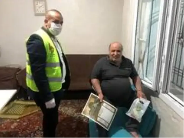 Yaşlılara maske ve kolonya