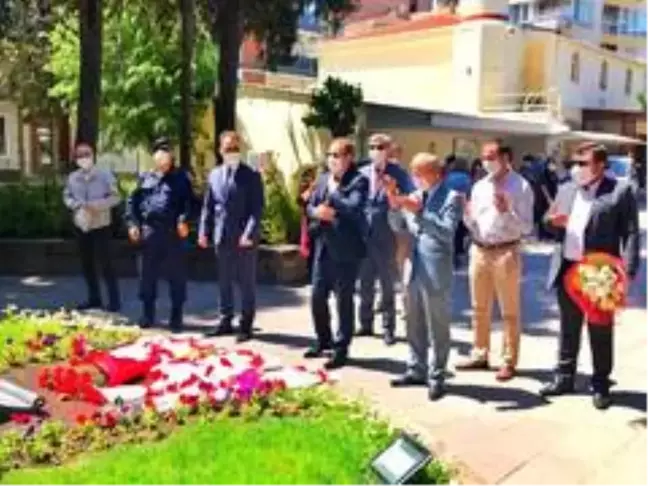 Kaymakamlık Vefa Grubu'ndanZübeyde Hanım'a ziyaret