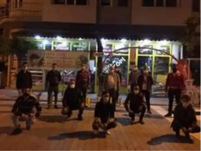 Emet'te berber ve kuaförler iş yerlerini bayram tatili sonra açacak