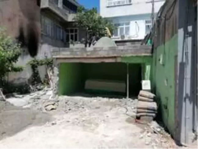 Emevi Komutanın Türbesi yenileniyor