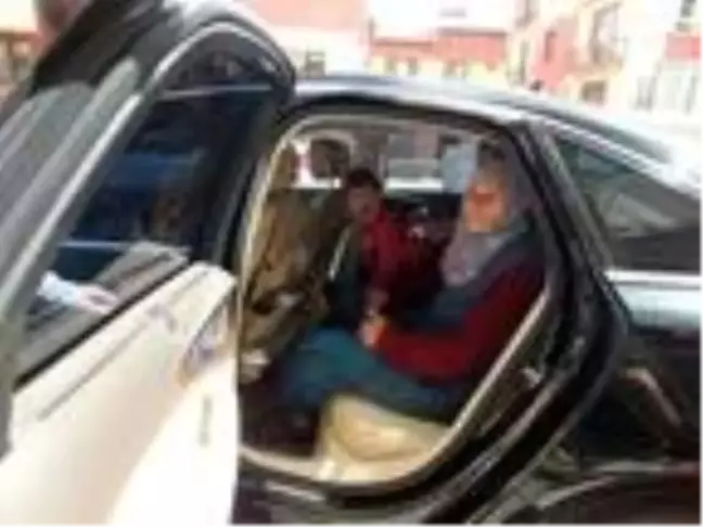 Yozgat'ta, yaşlı kadın ve 3 torununa ev tahsis edildi