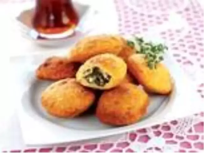Pratik fincan böreği tarifi! Fincan böreği nasıl yapılır?