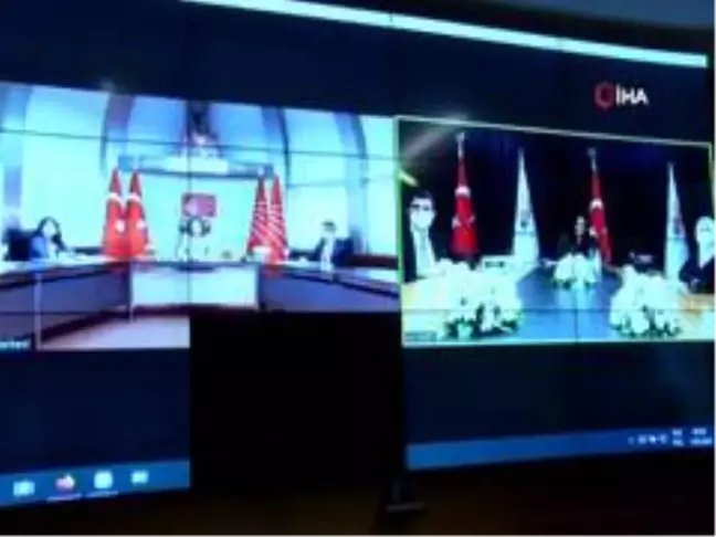 AK Parti'de partilerle bayramlaşma video konferans yöntemiyle yapıldı