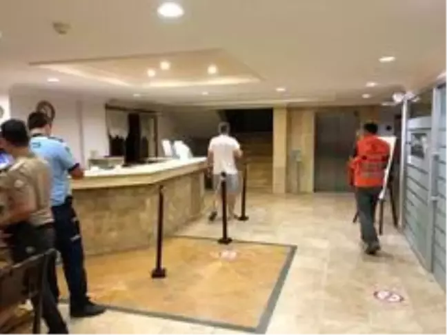 Kuşadası'nda korona virüs denetimleri bayramda da sürdürüyor
