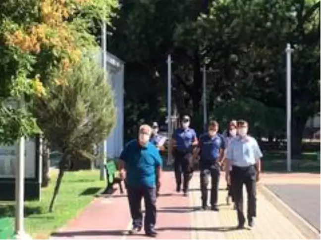 Gömeç'de kaymakam ve belediye başkanından Covid 19 denetimi