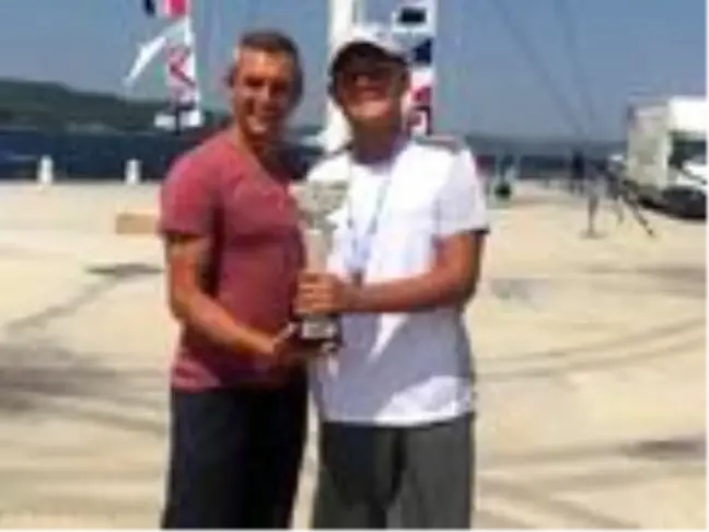 İyilik için yüzecekler