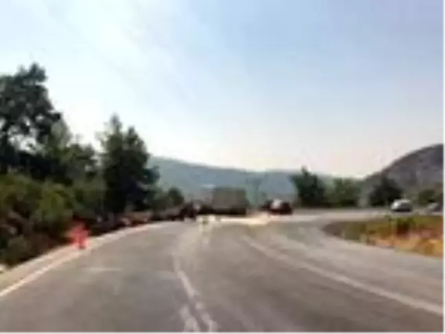 Freni boşalan kamyondan atladı, arkadan gelen aracın altında kaldı