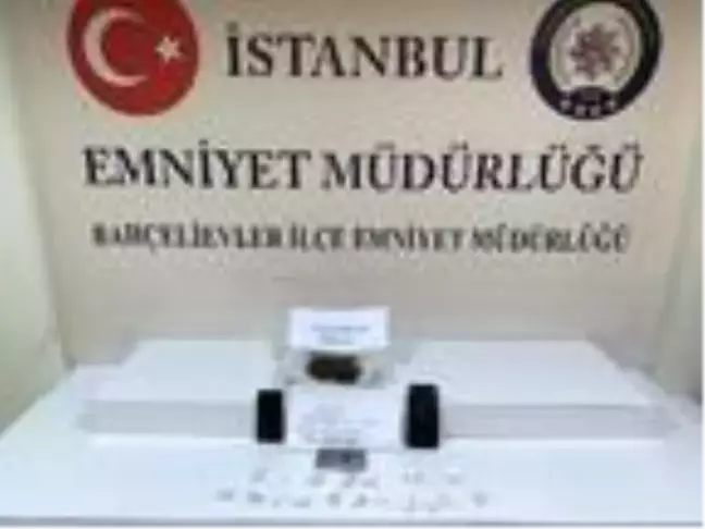Son dakika gündem: İstanbul'da 4 ilçede sokak satıcılarına uyuşturucu operasyonu; 11 gözaltı