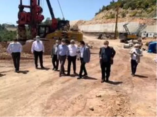500 milyon TL bütçeli Kemer Finike bölünmüş yolu 2022'de hizmete girecek