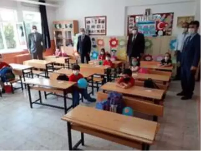 Son dakika... Kdz. Ereğli'de yüz yüze eğitimin ilk ders zili çaldı