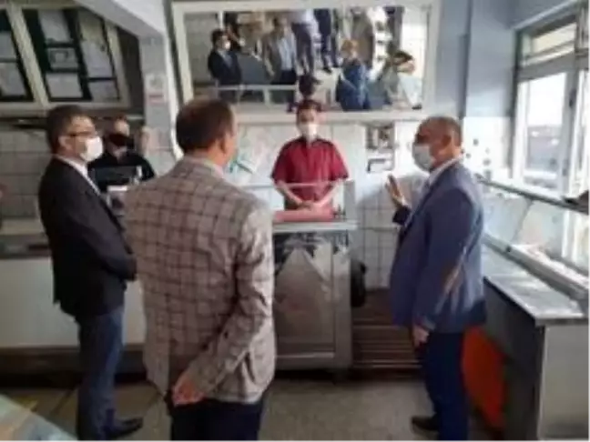 Kaymakam Çorumluoğlu Gülüç'ü denetledi