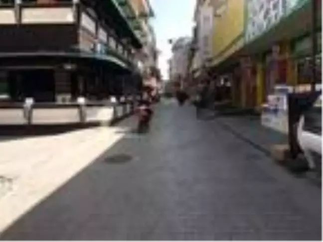 Isparta esnafı, 50 bin üniversitelinin dönmesini bekliyor