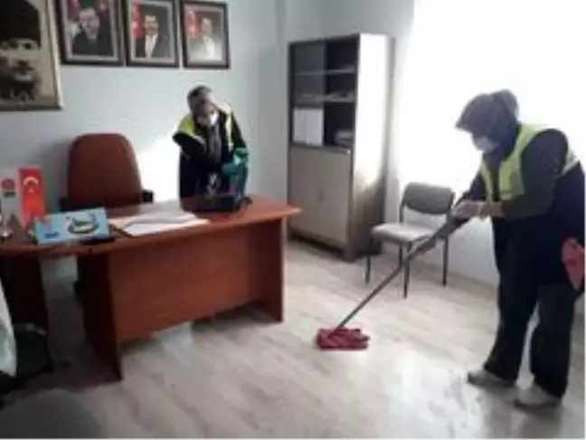 Karesi muhtarlıkları dezenfekte edilip temizlendi