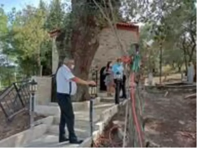 Kaymakam Soley, Aydın Bey Türbesi'ni ziyaret etti