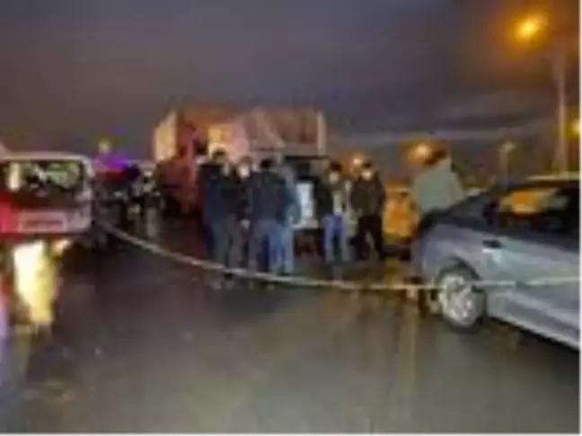 Pendik'te cinayet: kamyonetin içinde silahlı saldırıya uğradı (Ek bilgiyle)