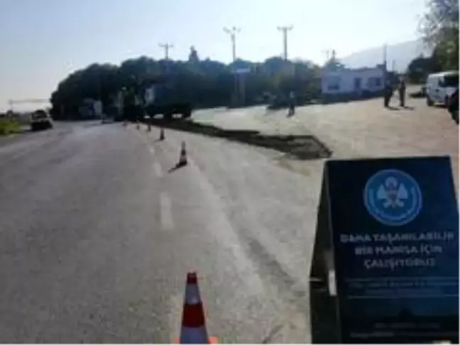 Halitpaşa'da sıcak asfalt başladı