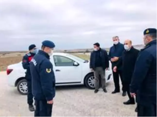Biga Kaymakamı Can karantina bölgelerini gezdi