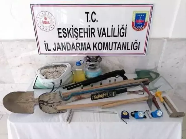 Son dakika haberleri! Eskişehir'de sit alanında define arayan 6 kişiye suçüstü
