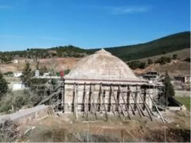 654 yıllık tarihi Murat Hüdavendigar Camii restore ediliyor