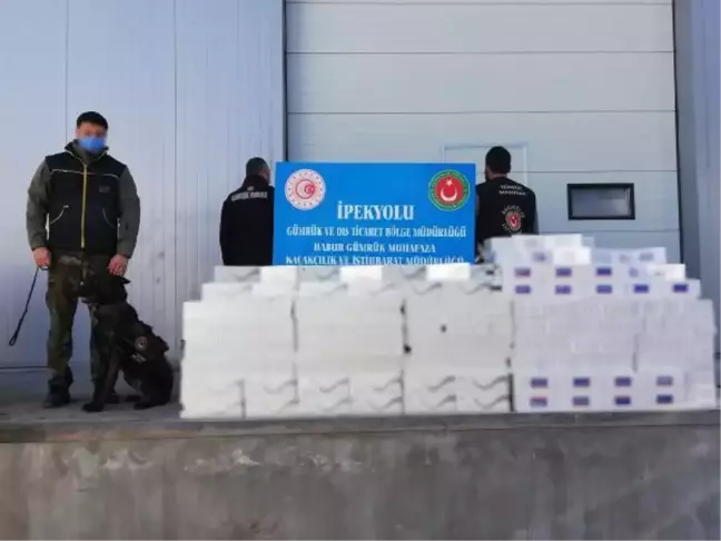 Gümrük muhafaza ekiplerince Habur'da kaçak sigara ve cep telefonu ele geçirildi