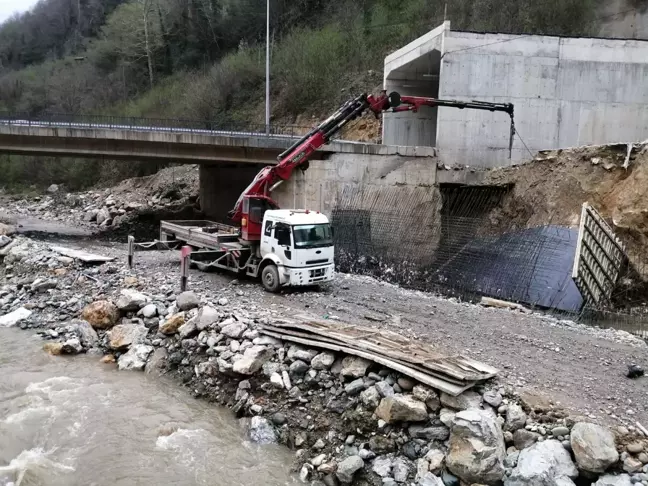 Sel sularına kapılarak ölen işçinin arkadaşları o anları anlattı