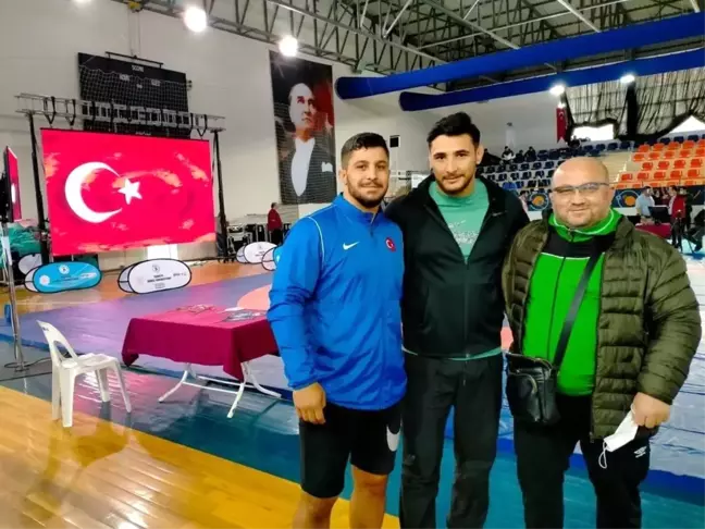 İzmitli güreşçiler Antalya'da Kocaeli'ni tecrübe edindi