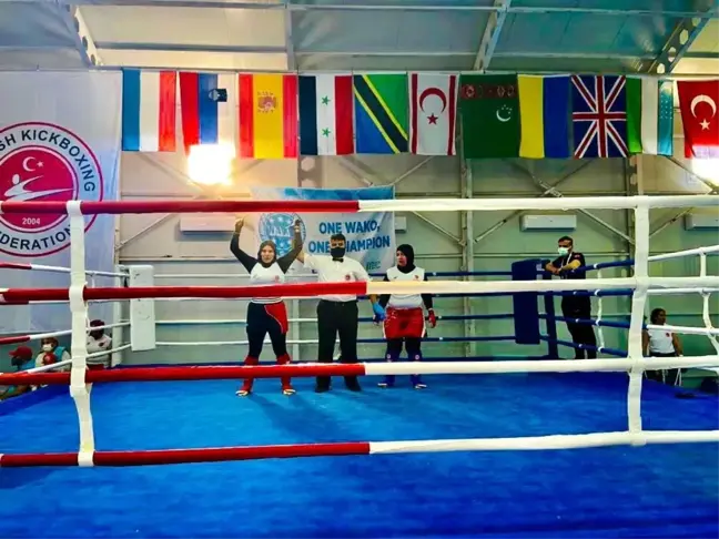 Kick Boks şampiyonasına damga vurdular