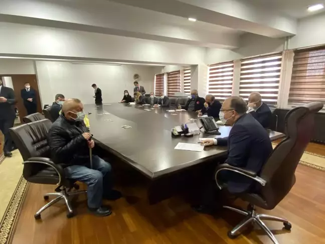 Vali Mustafa Tutulmaz halk gününde vatandaşlarla buluştu